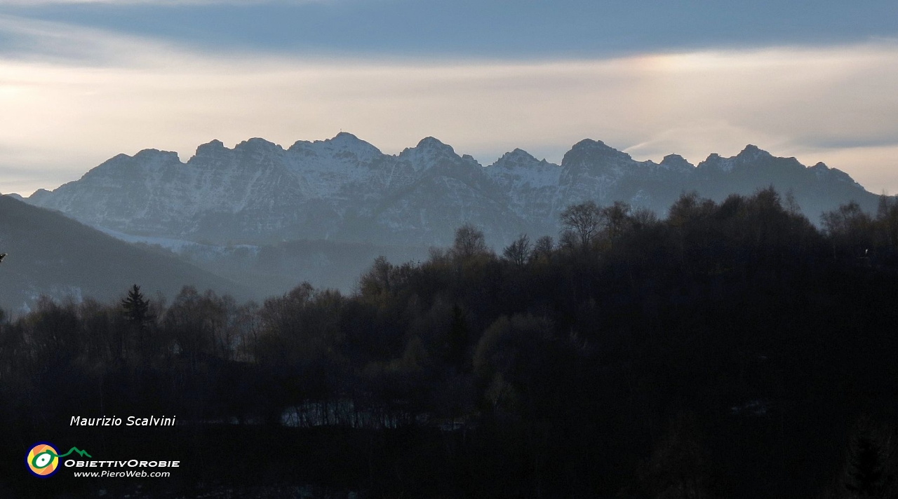 59 Controluce di Resegone....JPG